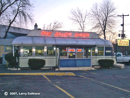A diner is a small restaurant found predominantly in the northeastern, southeastern, and midwestern united states, as well as in other parts of the us, canada, serbia and parts of western europe. Notes From The Hotline 11 25 08 Diner Hotline Weblog