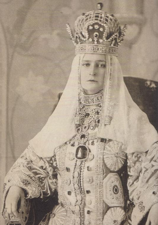 ^^ scarica la messa incompiuta: Una Rosa D Oro I Gioielli Dei Romanov