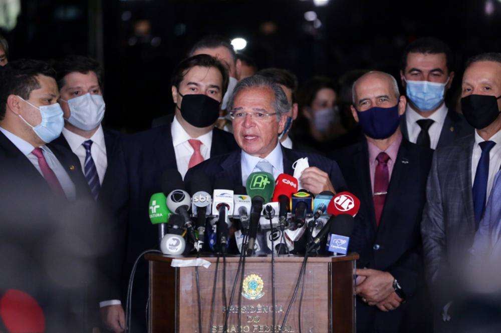 O ministro da economia, paulo guedes, afirmou hoje (4) que a proposta de reforma tributária tem que atacar programas de isenções e desonerações tributárias que favorecem empresas e diferentes setores da economia. Entenda A Reforma Tributaria De Paulo Guedes Aumento De Impostos Para Pobres E Desoneracao Aos Mais Ricos Adusb