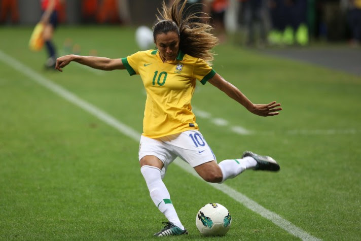 Jun 11, 2021 · marta falou sobre o manifesto contra assédio divulgado hoje pelas jogadoras da seleção feminina de futebol antes da vitória por 3 a 0 contra rússia. Marta O Fenomeno Mundial A Melhor Jogadora Do Mundo Pela Sexta Vez