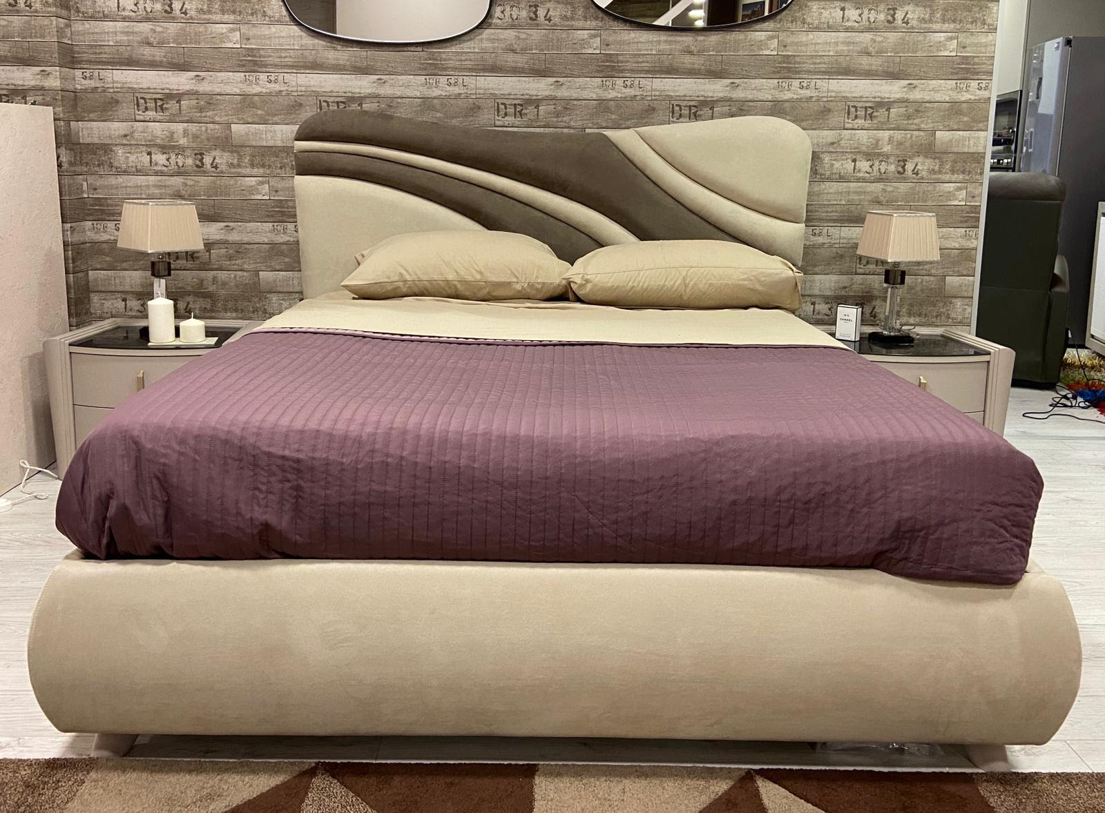 Dai un tocco attuale alla tua camera da letto con questo completo zenzero shop propone molti modelli di camere da letto moderne a prezzi scontati fino all'80%. Camera Da Letto Rtl Modello Coco