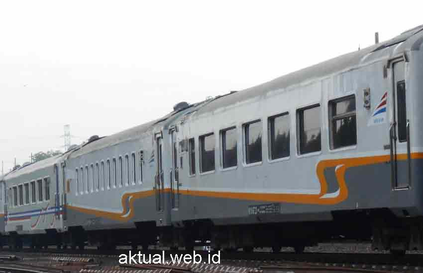 Just fyi sob, utk tiket kreta ekonomi mulai 1 juni 2013 udah ga ada. Jadwal Ka Lodaya Terbaru 2021 Informasi Aktual