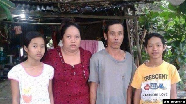 Sự việc liên quan tới gia đình em Nguyễn Mai Thảo Vy (ngoài cùng bên trái) rộ lên hồi tháng Tư vừa qua trong vụ phản kháng cưỡng chế đất đai ở huyện Thạnh Hóa, Long An.