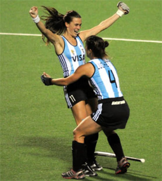 Las leonas, el seleccionado argentino de hockey, se consagraron esta noche campeonas del mundo. Saladas Informa Las Leonas Campeonas Del Mundo Y Orgullo Del Deporte Nacional