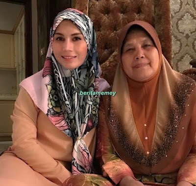 10 Gambar Nur Sajat Kelihatan Ayu Bertudung Ketika Adakan 