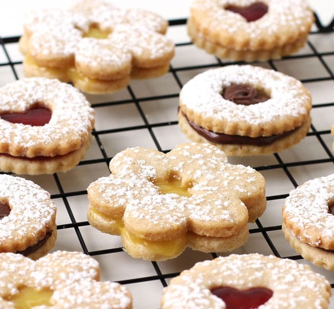 Austrian Christmas Cookie : Eggless Linzer Cookies ...