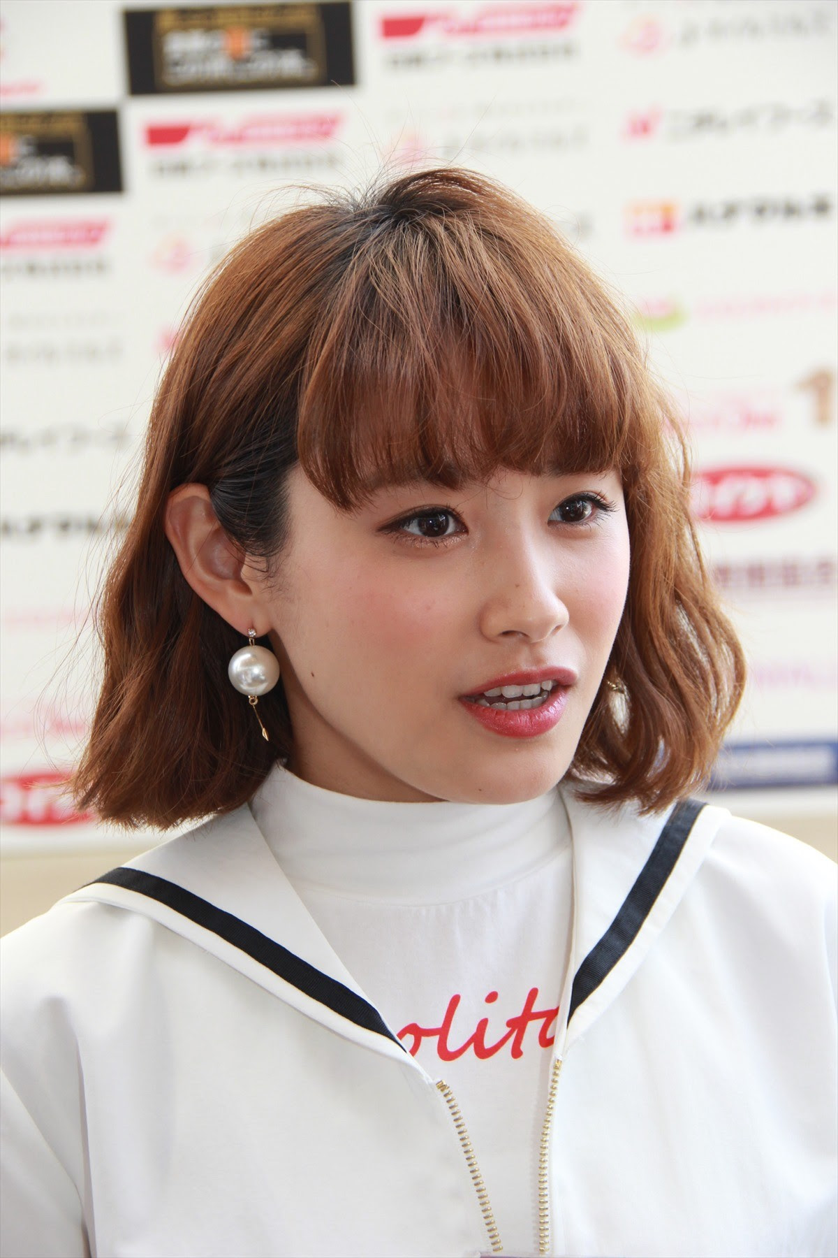 ロイヤリティフリー高橋 愛 髪型 最高のヘアスタイルのアイデア