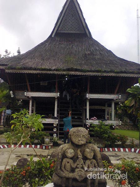 Gambar Rumah Adat Batak Karo - Gambar Puasa