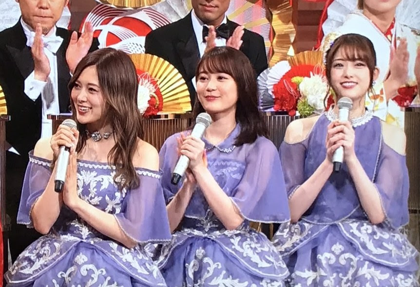 ベストオブ 乃木坂46 紅白 衣装 18 がじゃなたろう