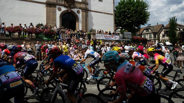 "Avec ce nom, c'est un finish adapté" : la Super Planche des Belles Filles attend les coureuses pour une conclusion inédite dans ce Tour de France historique