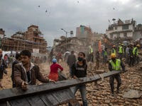 Google launches tool to help victims of massive earthquake in Nepal