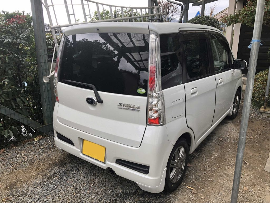 車 ブレーキランプ 交換 Kuruma