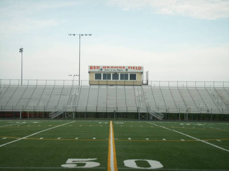 File:Red Grange Field.jpg