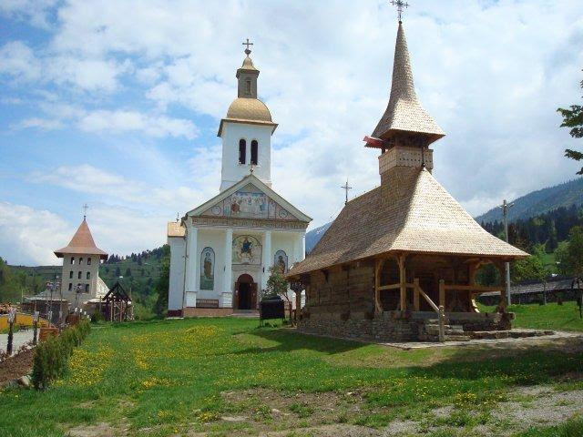 Biserica adormirea maicii domnului din borzești. MÄƒnÄƒstirea Adormirea Maicii Domnului Moisei