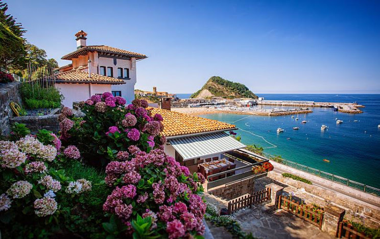 Imagen - Bonos turísticos: estas CCAA pagarán parte del viaje si las visitas durante tus vacaciones Imagen - Bonos turísticos: estas CCAA pagarán parte del viaje si las visitas durante tus vacaciones