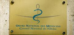 Plaque du Conseil national de l’Ordre national des médecins