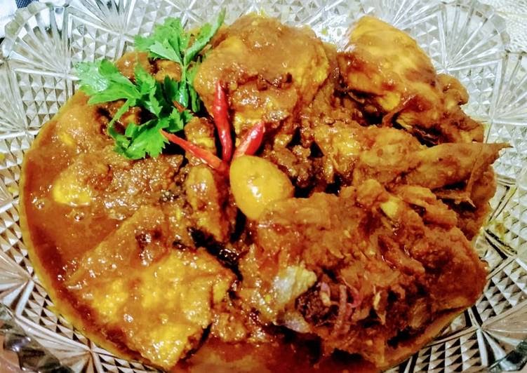 Bagaimana Cara Menyiapkan AYAM TELUR PUYUH TAHU kecap 