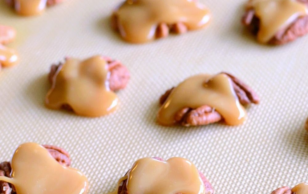 Kraft Caramel Recipes Turtles / Dark Chocolate Caramel ...