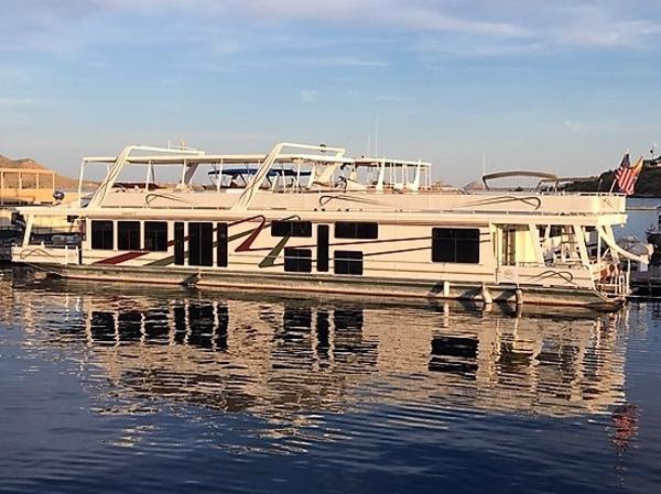 It will be my first time going on one. Sumerset 90 Houseboat Boats For Sale