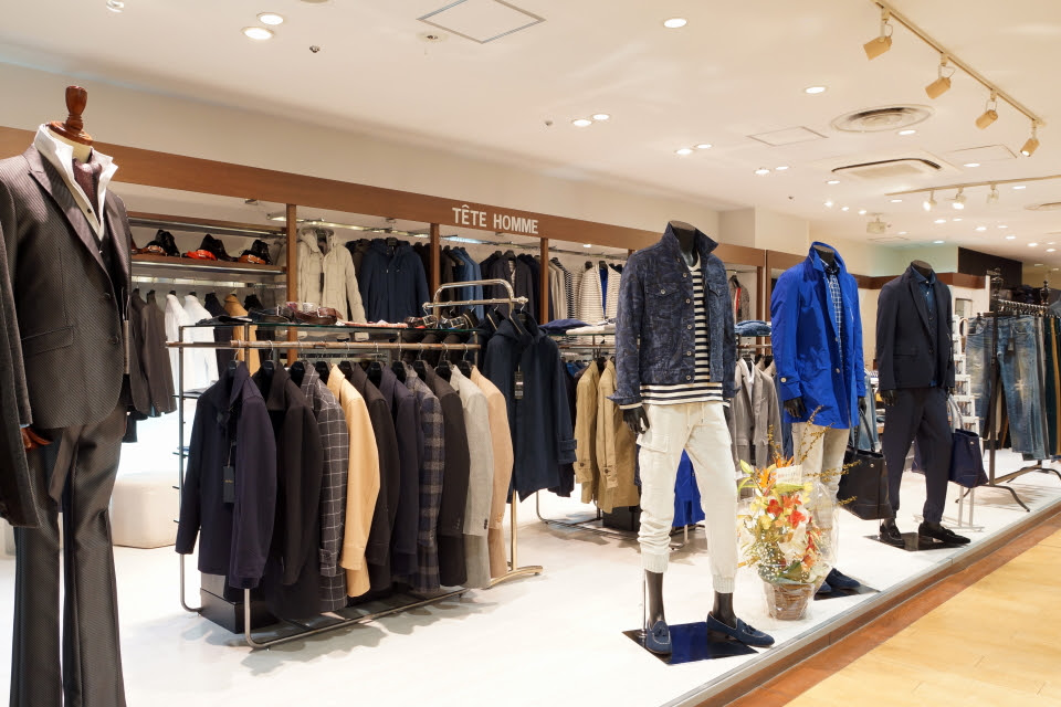 ロイヤリティフリー三宮 メンズ ファッション ファッショントレンドについて