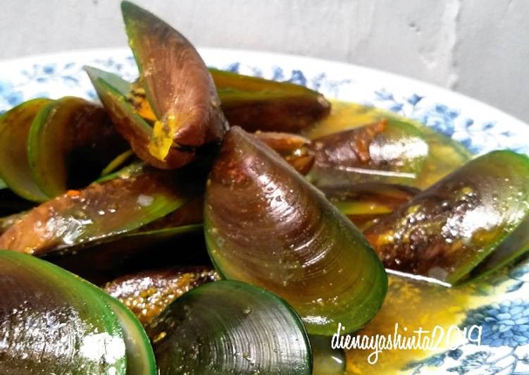 Resep Kerang Hijau Bumbu Kuning : Bagaimana Cara Memasak ...