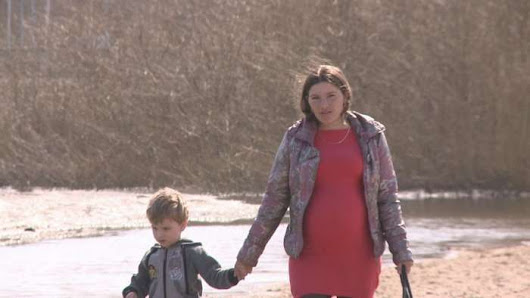 Галина Битлян на 9-м месяце беременности спасла 8-летнего мальчика . Чёрт побери
