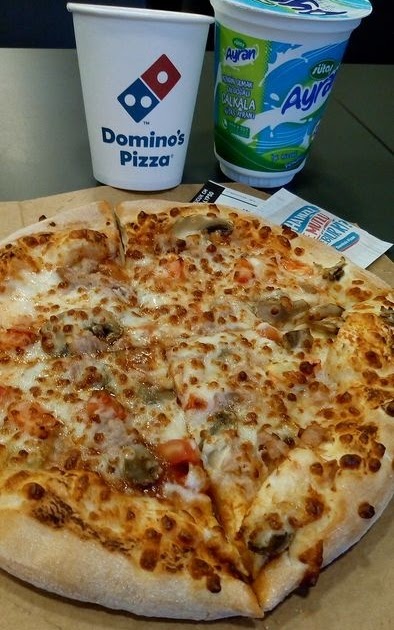 Domino S Pizza ما تفوتوا يوم دومينوز بيتزا بدون ما Facebook