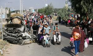 Los palestinos siguen huyendo de las zonas más peligrosas de la Franja de Gaza.