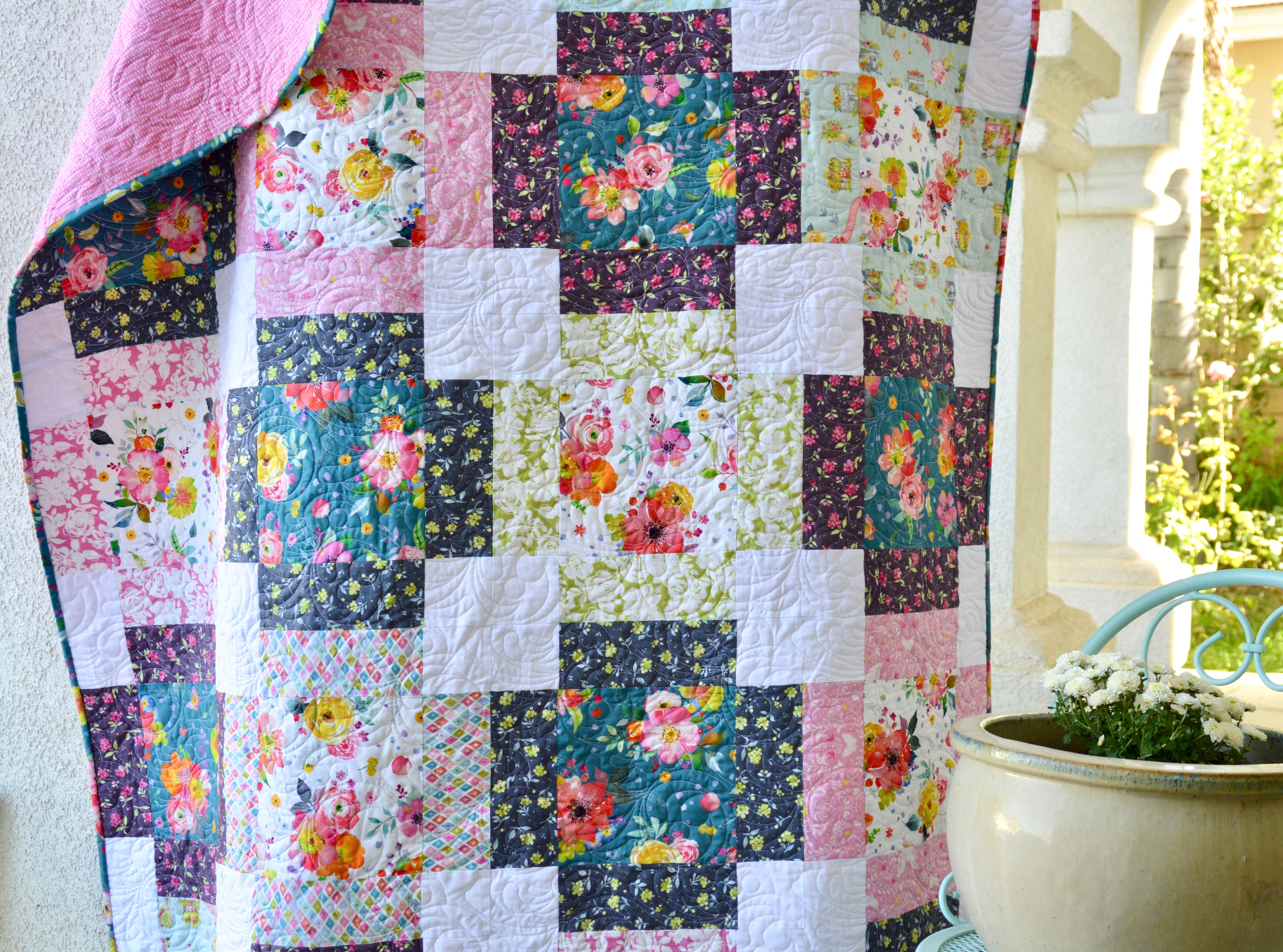 35+ free quilt patterns for beginners learn how to quilt with easy quilt patterns that teach you the basics! Flower Market Free Quilt Pattern