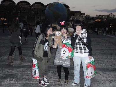 ディズニー 11月 服装 子供 ちょうどディズニーの写真