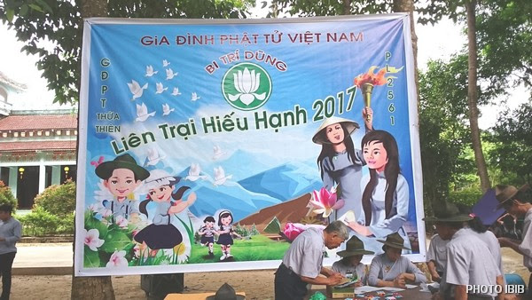 Tấm biển Liên Trại Hiếu Hạnh 2017