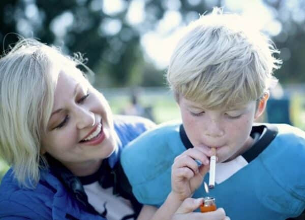 New findings in an ancient issue. Begin smoking in childhood double premature deaths