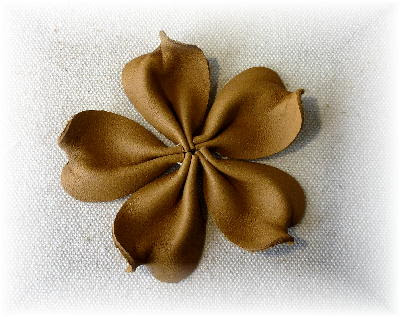 すべての美しい花の画像 新着革 ブローチ 花 作り方