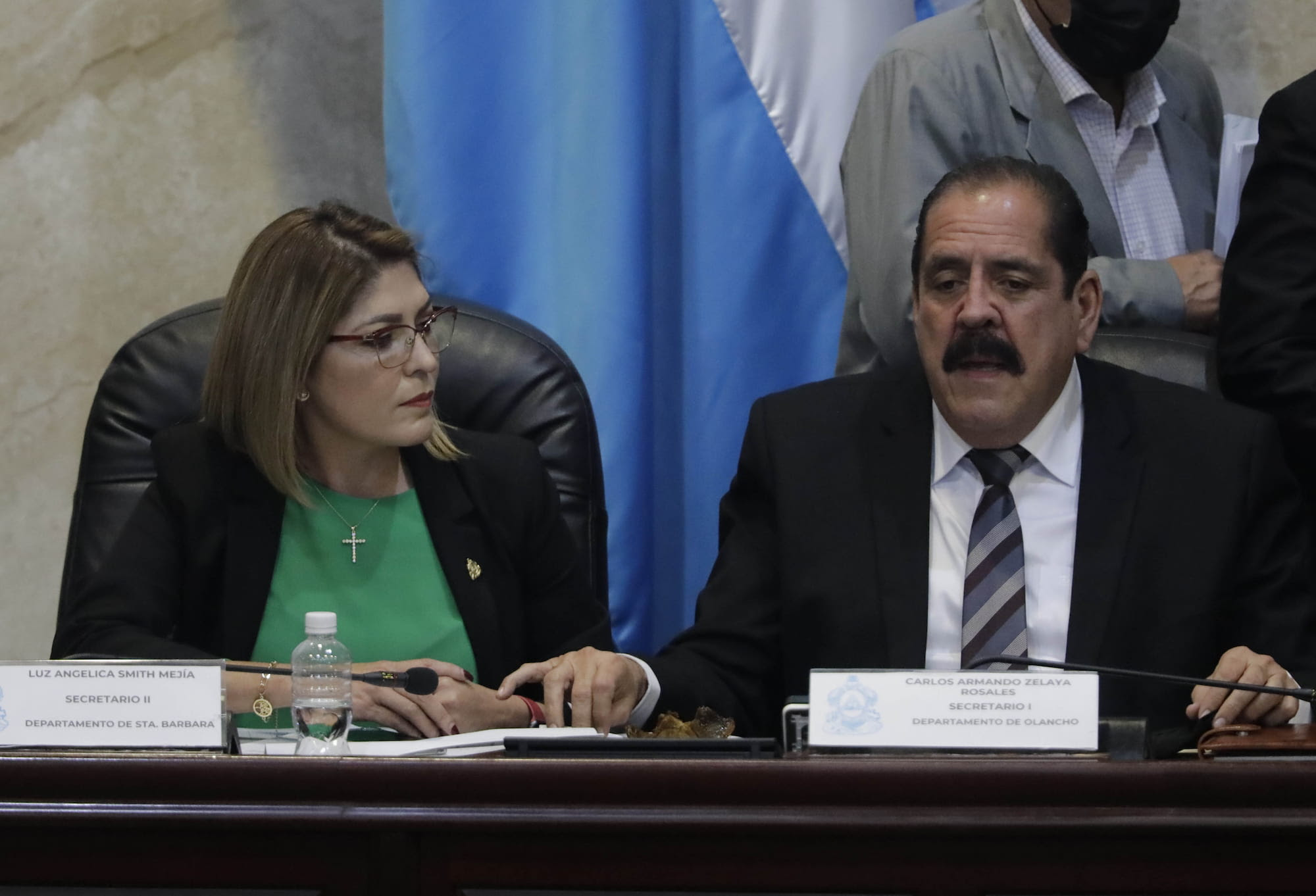 Carlos Zelaya hermanos de mel zelaya jose manuel zelaya Enrique Flores Lanza El retorno del clan Zelaya Xiomara Zelaya Mel Castro primera mujer presidenta de Honduras 2022 noticias congreso nacional hoy corrupción gobierno honduras