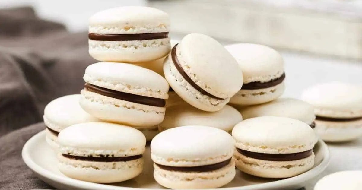 Award Winning Macarons Recipe : Macaron French Macaroon ...