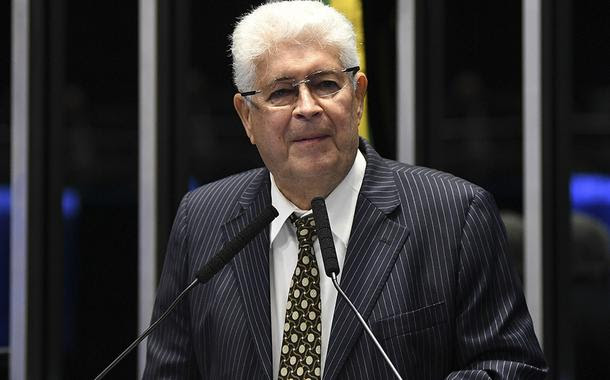 Requião pode se filiar ao PT para disputar o governo do Paraná