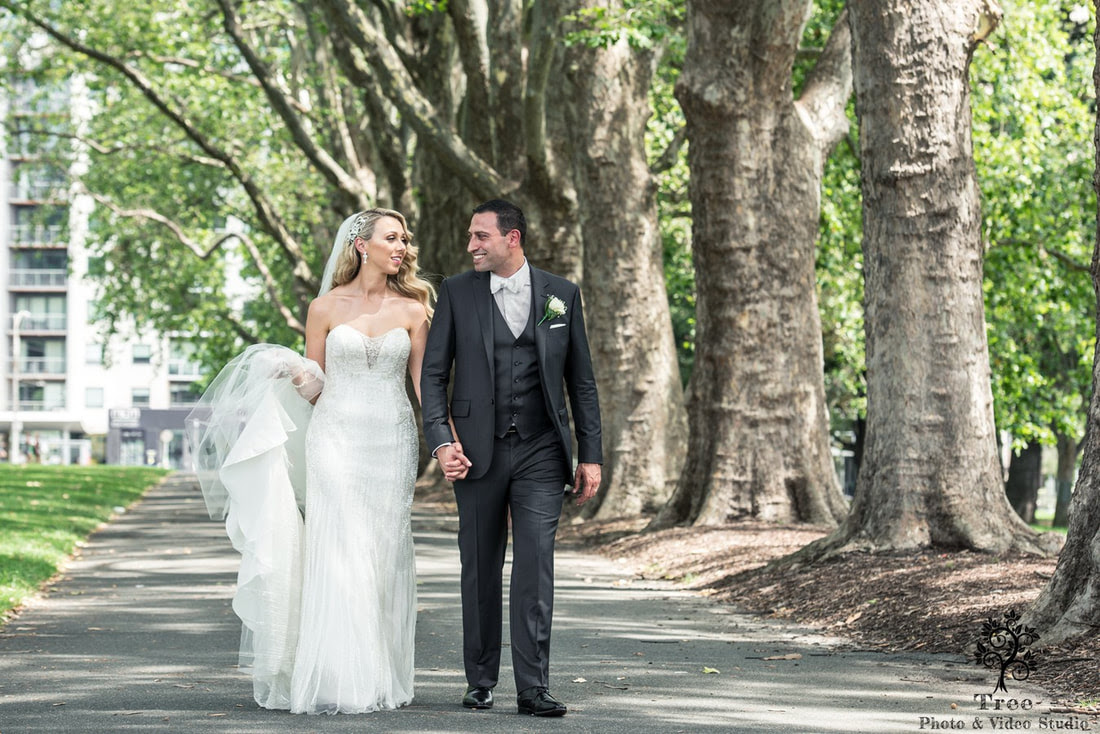 The award winning wedding photographer describes his style as relaxed and fun. Make Your Special Day More Memorable By Hiring The Best Photographers In Melbourne Tree Photo Video Studio