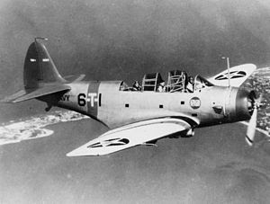 Douglas TBD-1 VT-6 in flight c1938.jpeg