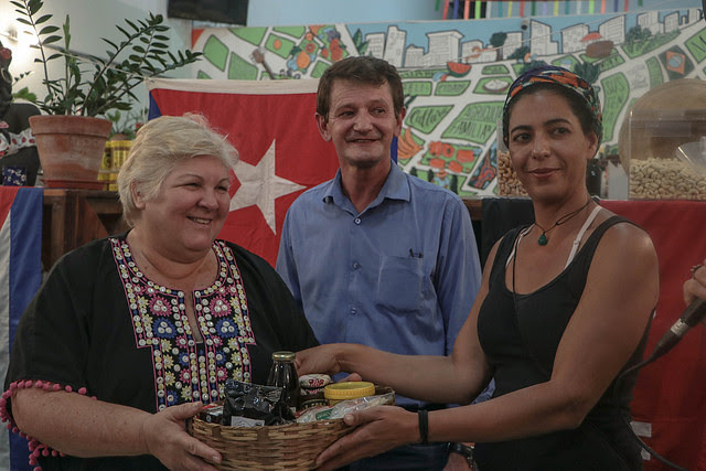 Aleida Guevara participa de una charla en Almacén del Campo, espacio cultural y de comercialización del MST en São Paulo - Créditos: Comunicación MST