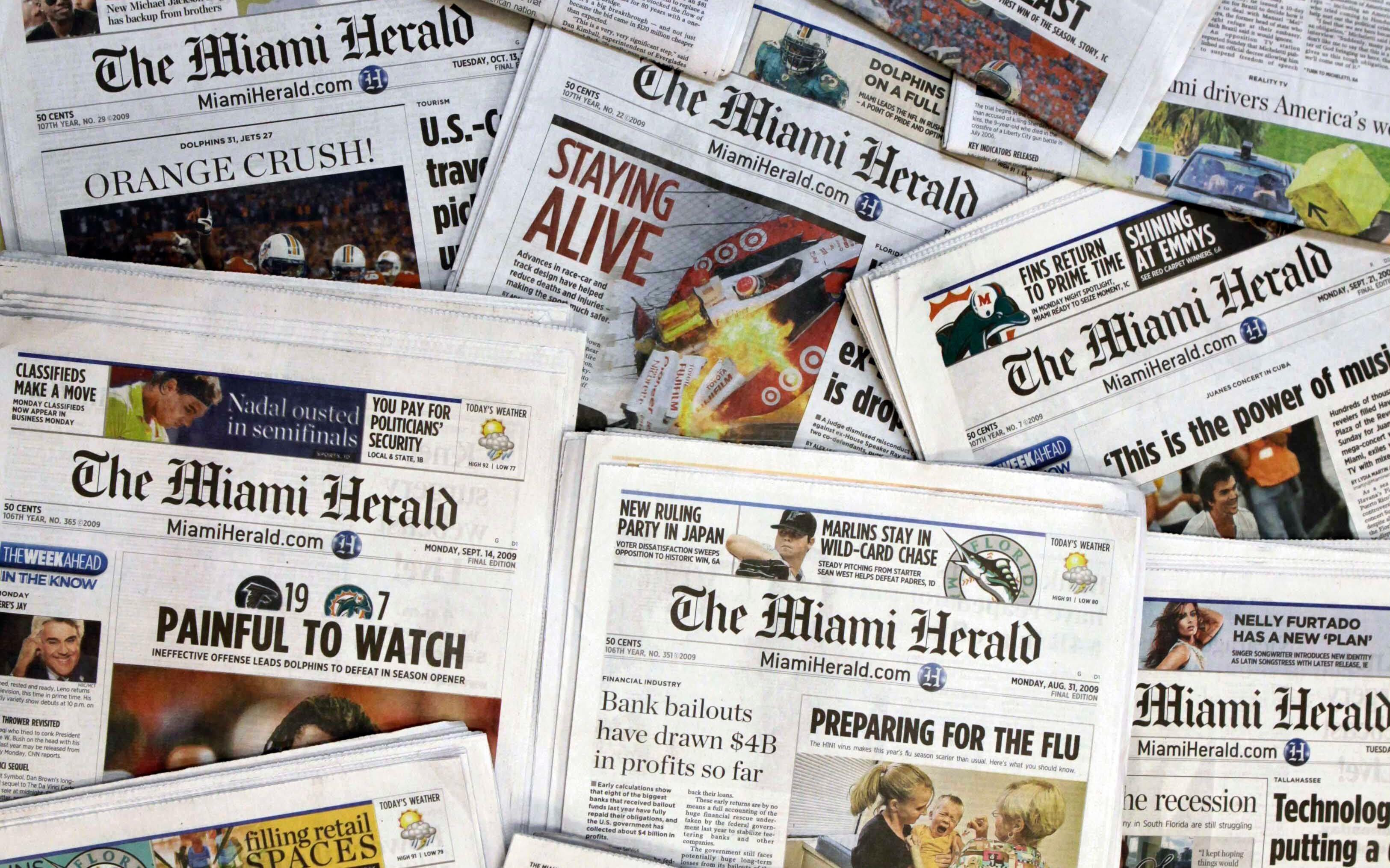 An american news channel called the indian corona virus a ruckus on twitter; Corona Virus Infection Is Not Spread By Newspapers World Health Organization