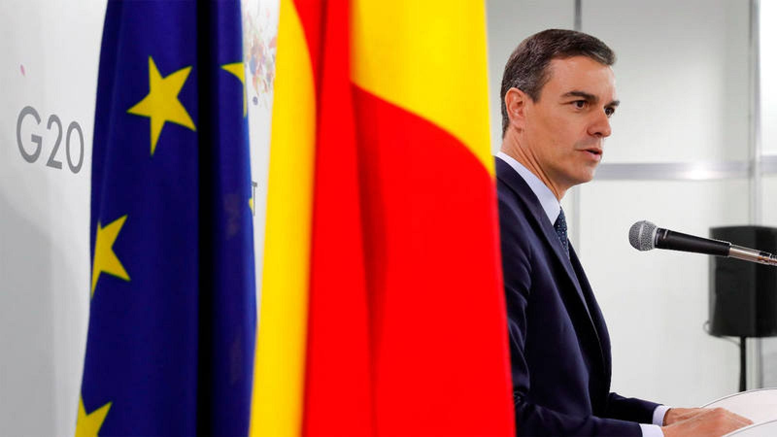 Pedro Sánchez durante una rueda de prensa tras el G20 en Osaka