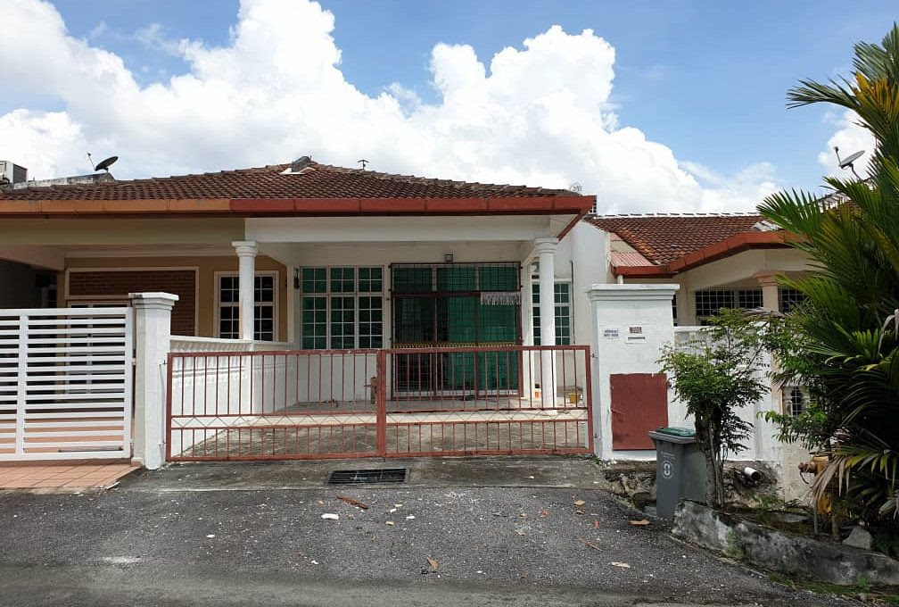 taman bukit kristal seremban