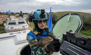 Fuerzas de mantenimiento de la paz de la ONU patrullan la Línea Azul en Odaisseh en el sur del Líbano.