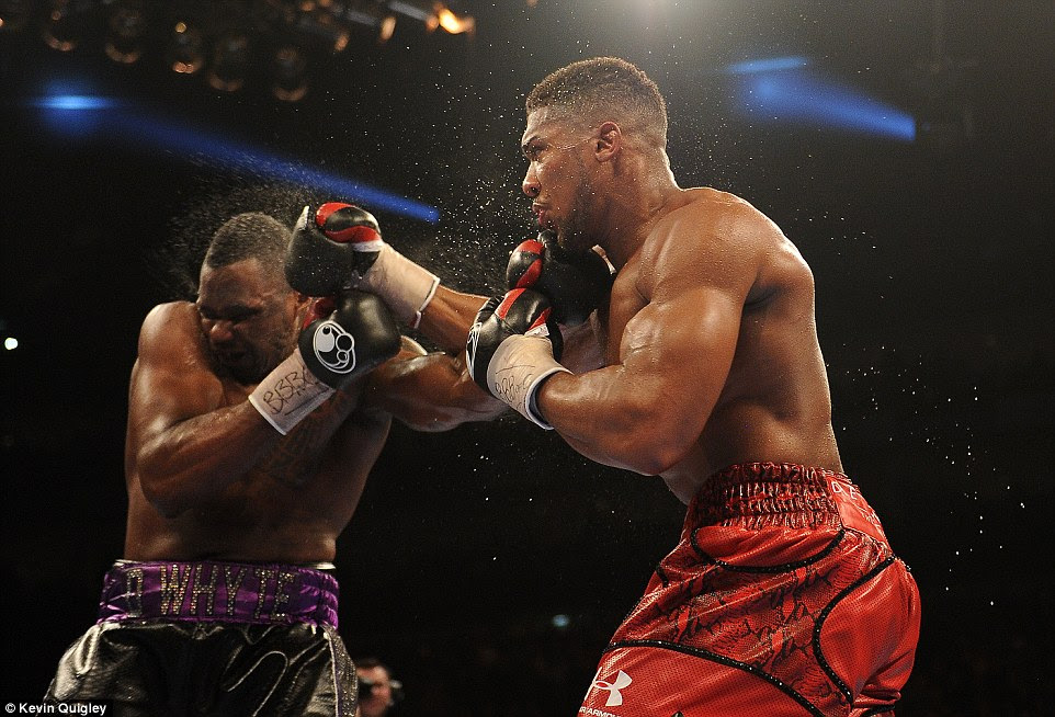 Joshua regained control, but Whyte proved to be a durable opponent as he took a number of clean shots from Joshua