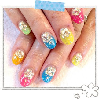 新しい ネイル ショート 派手 最高のネイル画像