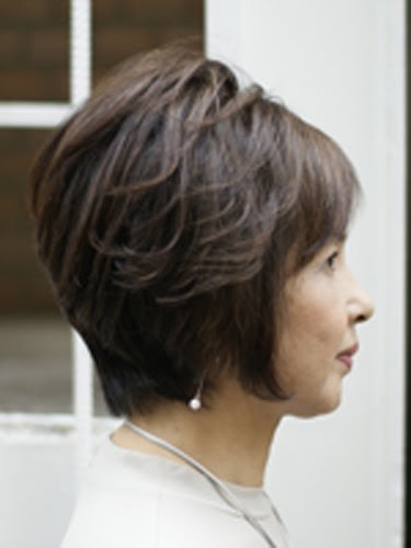ミセス 髪型 60代 ショート の最高のコレクション ヘアスタイルのアイデア