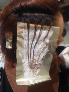100 ヘア カラー ハイ ライト やり方 Kamigatahair