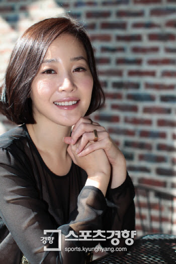 풀지 못하면 살인은 계속된다!*해당 영상엔 영화의 결말 부분에 대한 스포일러가 포함되어 있습니다제목 : ì—„ì§€ì› ê±´ì¶•ê°€ ì˜¤ì˜ìš±ê³¼ ì—´ì• ì¤' ë¶€ì¼€ ë°›ì€ ì´ìœ  ìžˆì—ˆë„¤ ìŠ¤í¬ì¸ ê²½í–¥ ë‰´ìŠ¤ë°°ë‹¬ë¶€