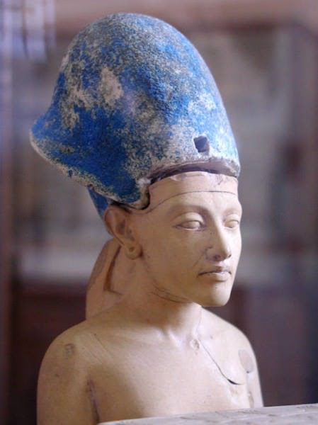 Akhenaton