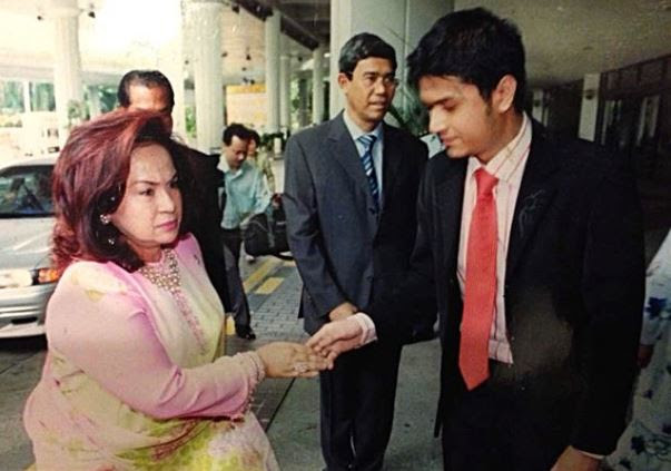 abdul aziz nong chik rosmah husband
